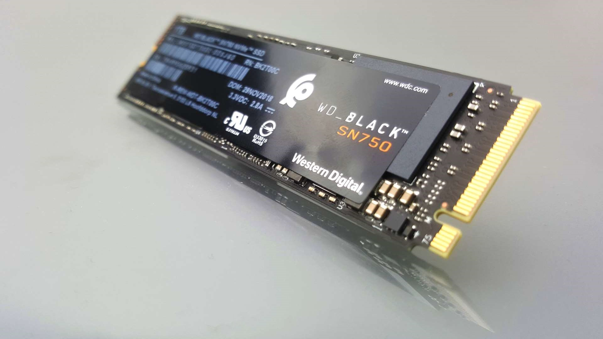 WD Black SN750 NVME SSD評論：縮小三星最好的績效差距