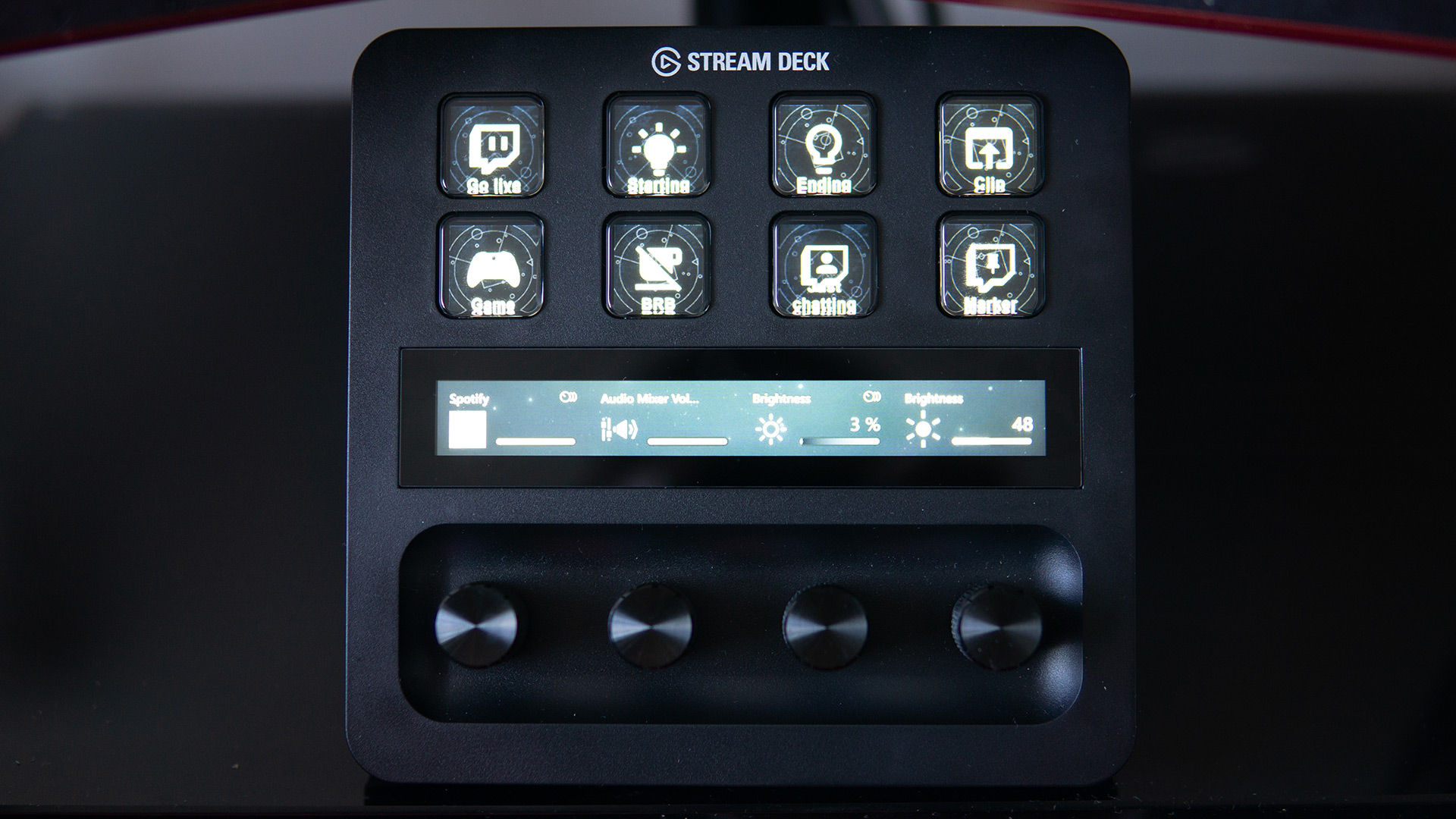 Elgato Stream Deck +評論：方便的觸覺，SO支持