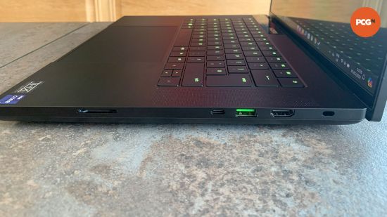 Razer Blade 16 (2024) review: Ports on right edge