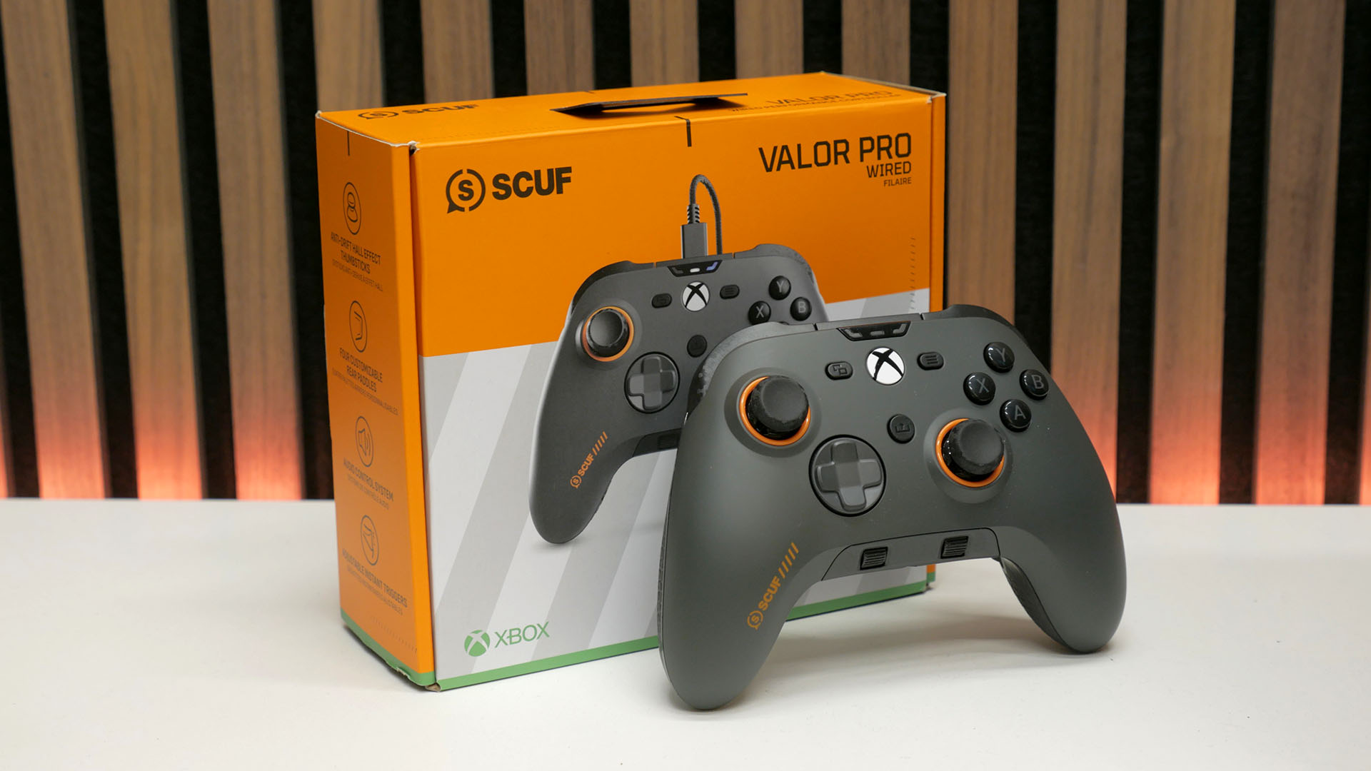 Scuf Valor Pro評論：一個妥協的出色質量PC控制器